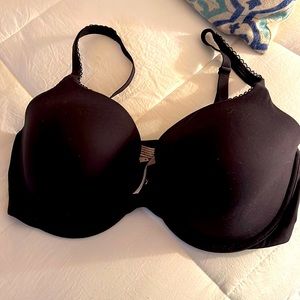Full coverage VS bra, size 38DD.
